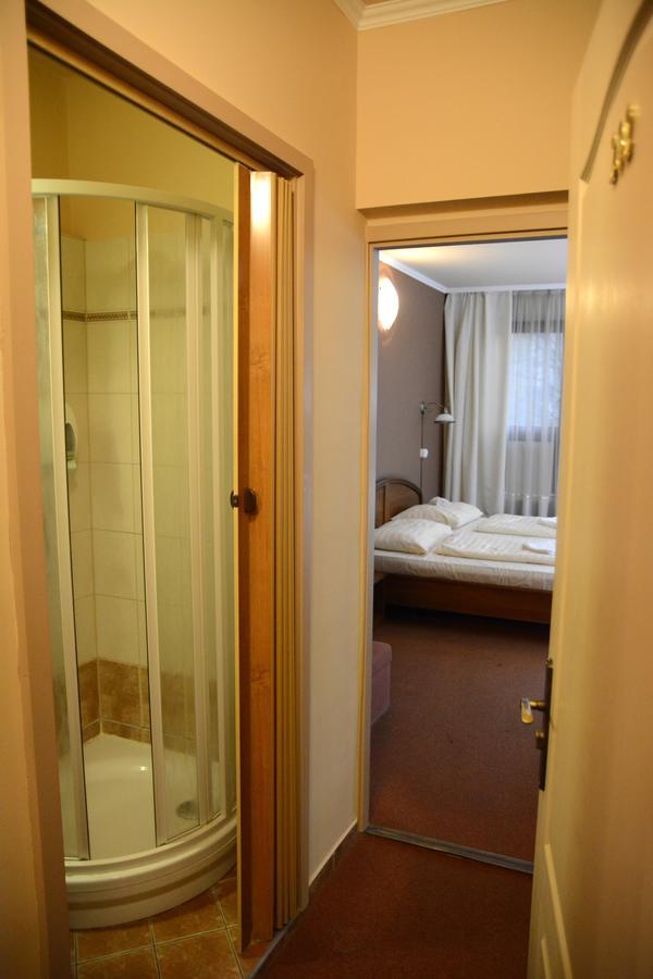Hotel Minerva Mosonmagyaróvár Dış mekan fotoğraf